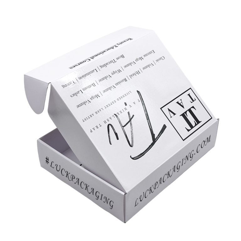 What Size Works for Custom Clothing Packaging Boxes? 4 What Size Works for Custom Clothing Packaging Boxes?