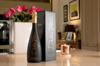 Packaging Bottle Prosecco Wine Alcohol Liquor Glass Bespoke Ecommerce Custom Luxury Retail Drinks Creative Manufacture Production Progress 0223 342×228