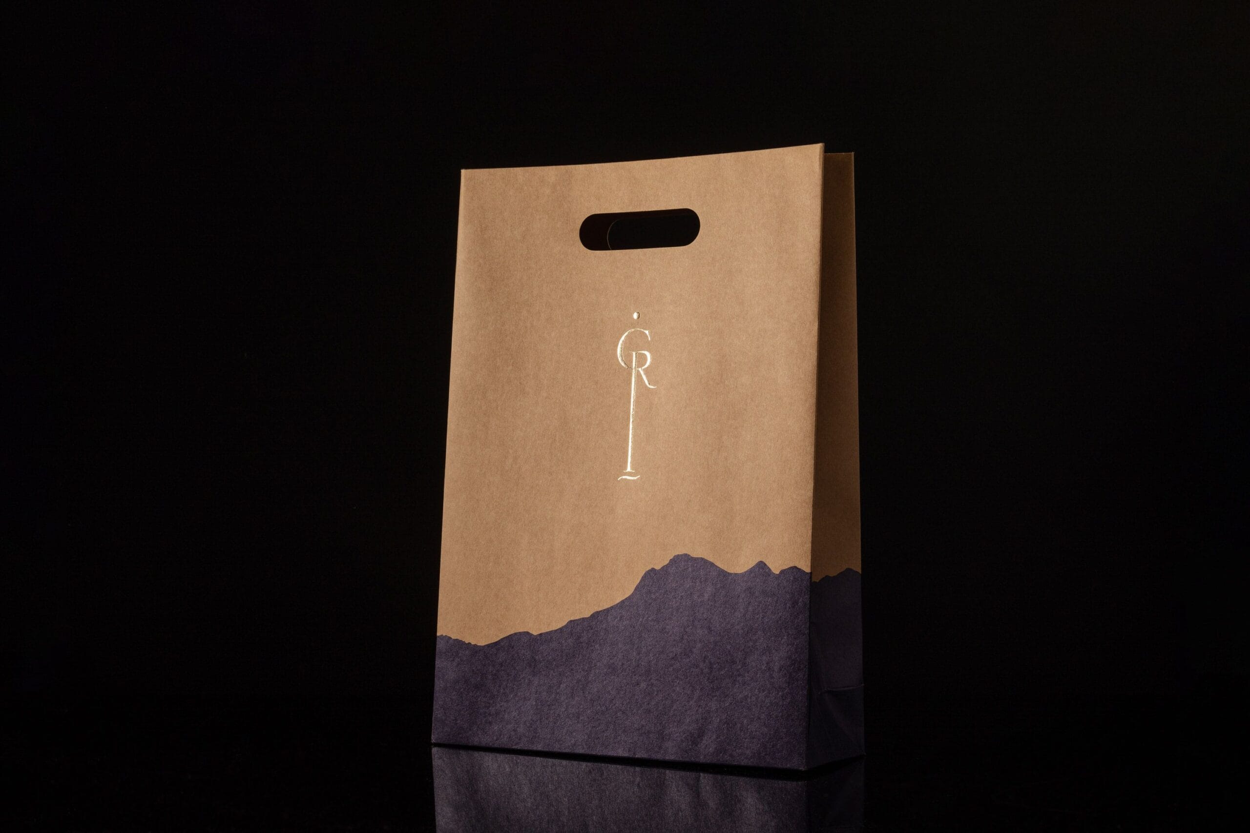 Craggy Range's Custom Paper Shopping Bags Reflect Local Heritage