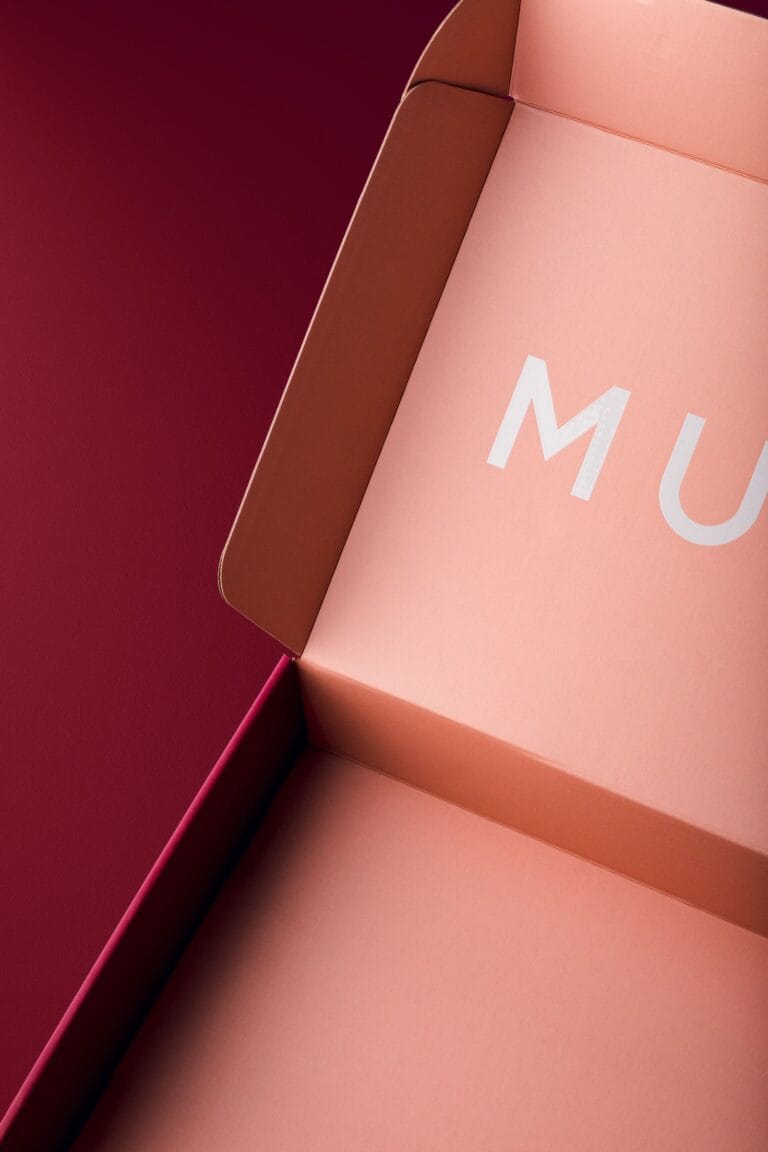 Elevating Fashion Retail: The Muse Boutique E-commerce Packaging Experience