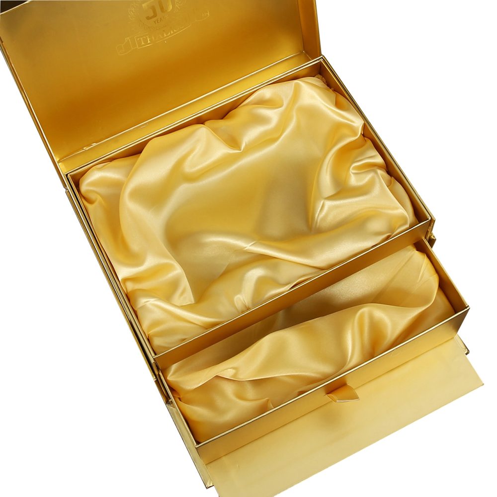 Golden Empty Luxury Packaging Boxes (1)