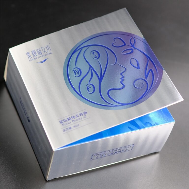 Custom silver foil beauty box packaging, Silver foil cosmetic box, Beauty packaging with silver foil, Luxury silver foil beauty box, Personalized silver foil beauty packaging