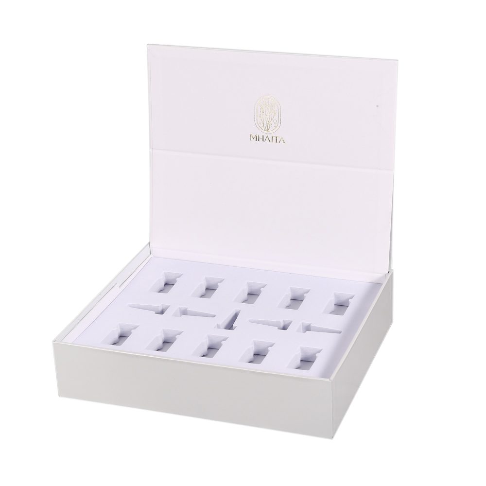 White Skincare Packaging Boxes With Upright Lid (2)