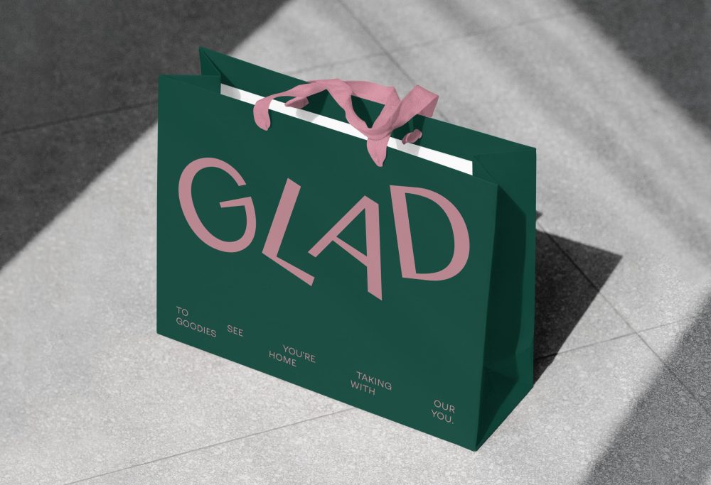 1734588673_Custom-Glad-Packaging-Elevate-Your-Boxes-with-Bold-Transparency.jpg