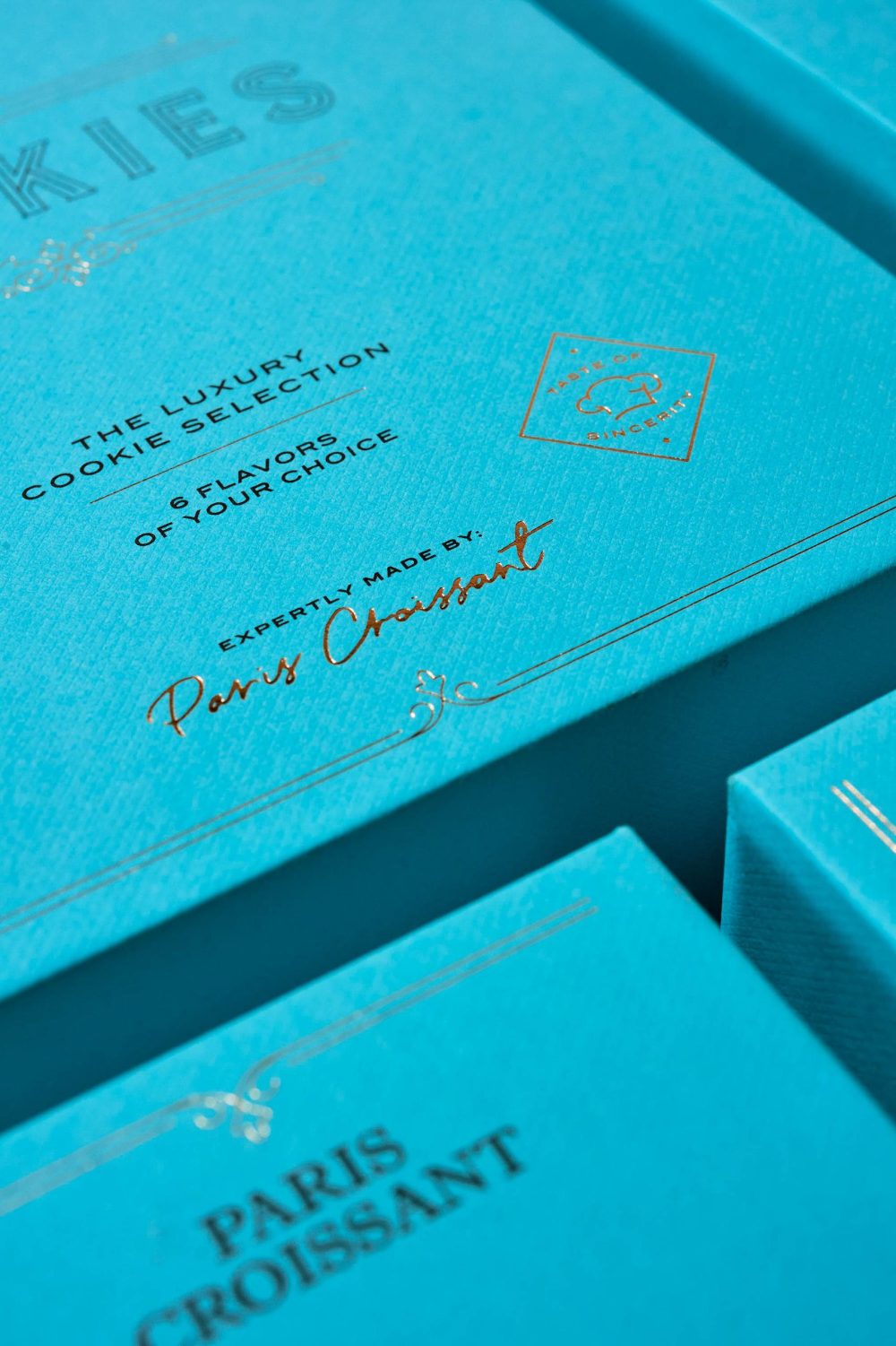 1734671042_Custom-Croissant-Packaging-Elevate-Your-Gifting-Experience-with-Luxurious-Boxes.jpg