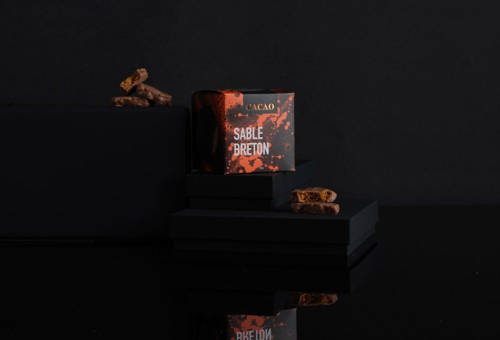 1734747350_Custom-Cacao-Packaging-Unleash-the-Joy-with-Vibrant-Boxes.jpg