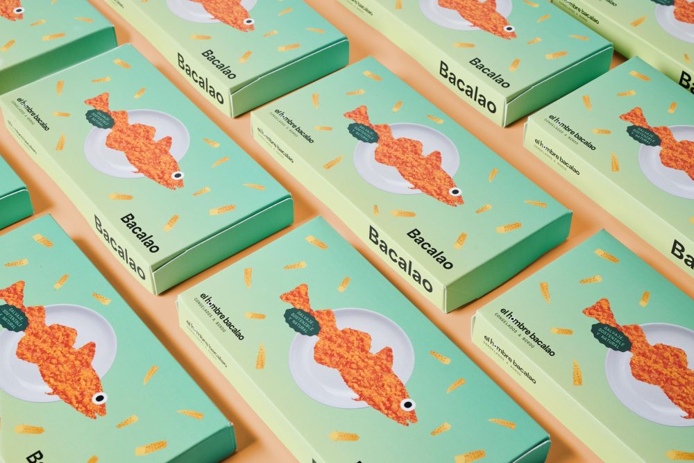 1734754550_Custom-Fish-Packaging-A-Vibrant-Universe-of-Shapes-and-Boxes.jpg