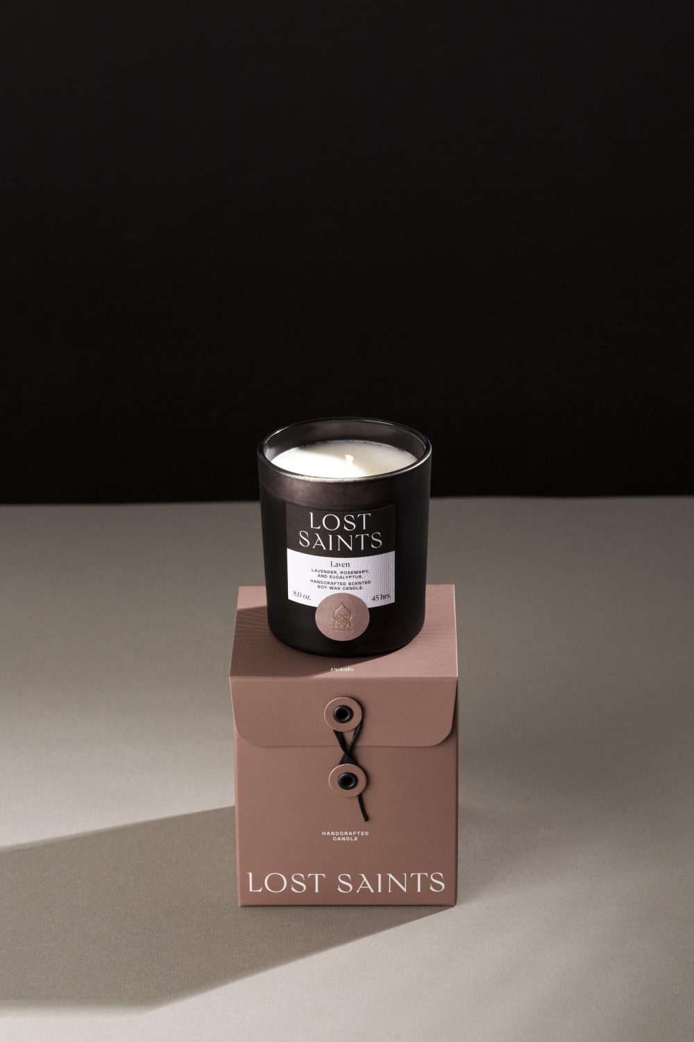 1735044582_Custom-Candle-Packaging-Elevate-Your-Brand-with-Unique-Boxes.jpg