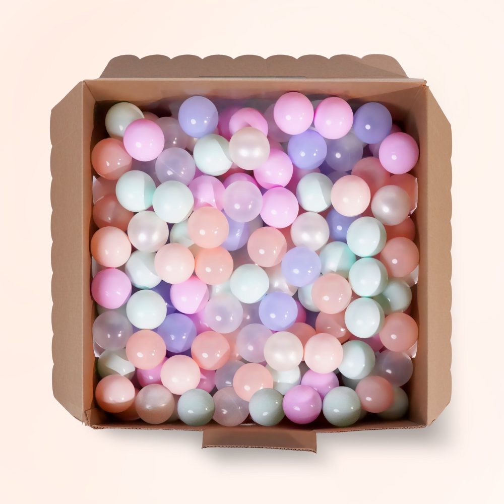 1735263527_Custom-Ball-Packaging-that-Delivers-Excitement-and-Imagination.jpg