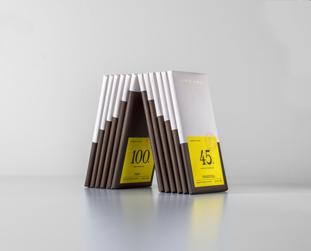 1735555857_Custom-Chocolate-Packaging-Elevate-Your-Brand-with-Unique-Boxes.jpg