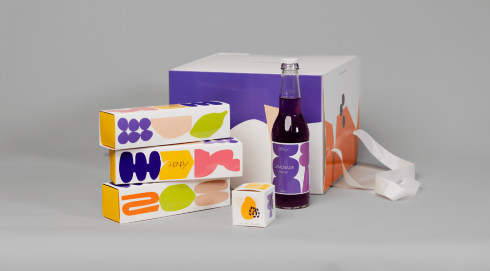 Custom-Honey-Packaging-Elevate-Your-Confectionery-Experience-with-Stylish-Boxes.png