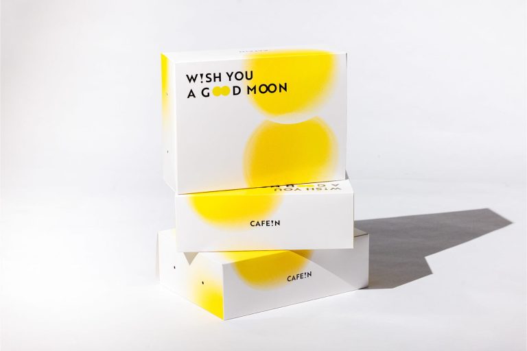 Custom Moon Packaging: Celebrate Emotions with Exquisite Gift Boxes