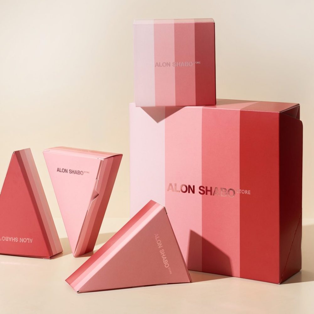 Custom Pastry Packaging: Elevating Boxes to Elegant Artistry!