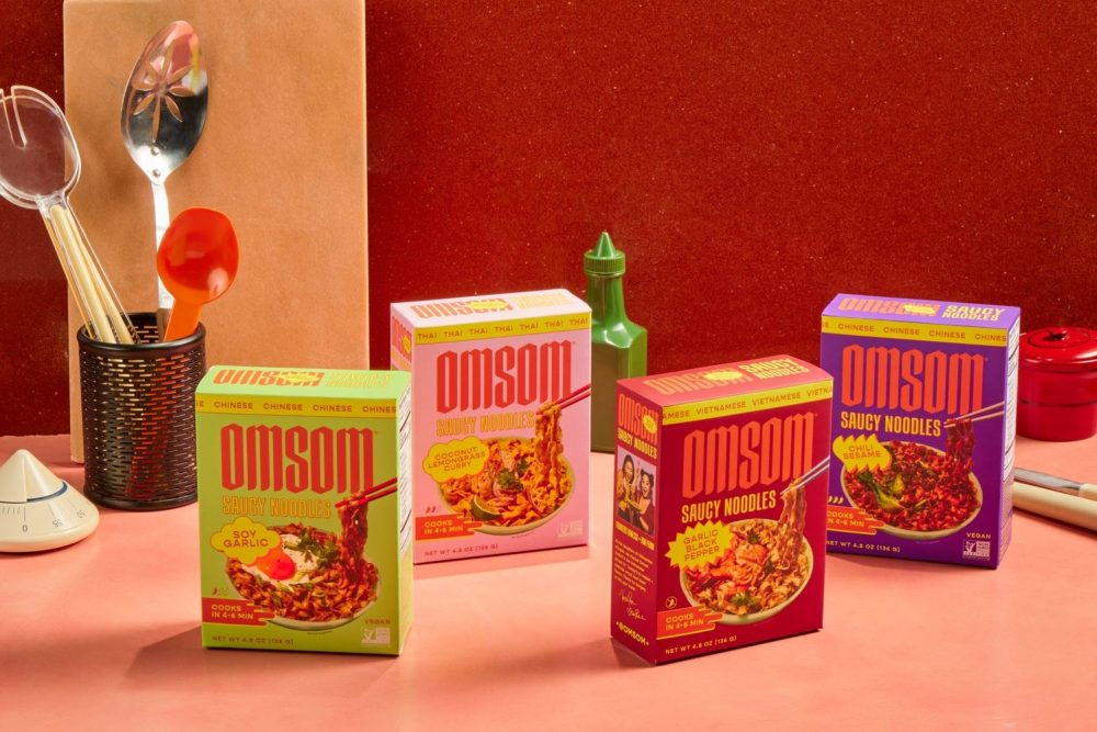 Custom Sauce Packaging: Elevate Your Culinary Experience with Saucy Noodles!