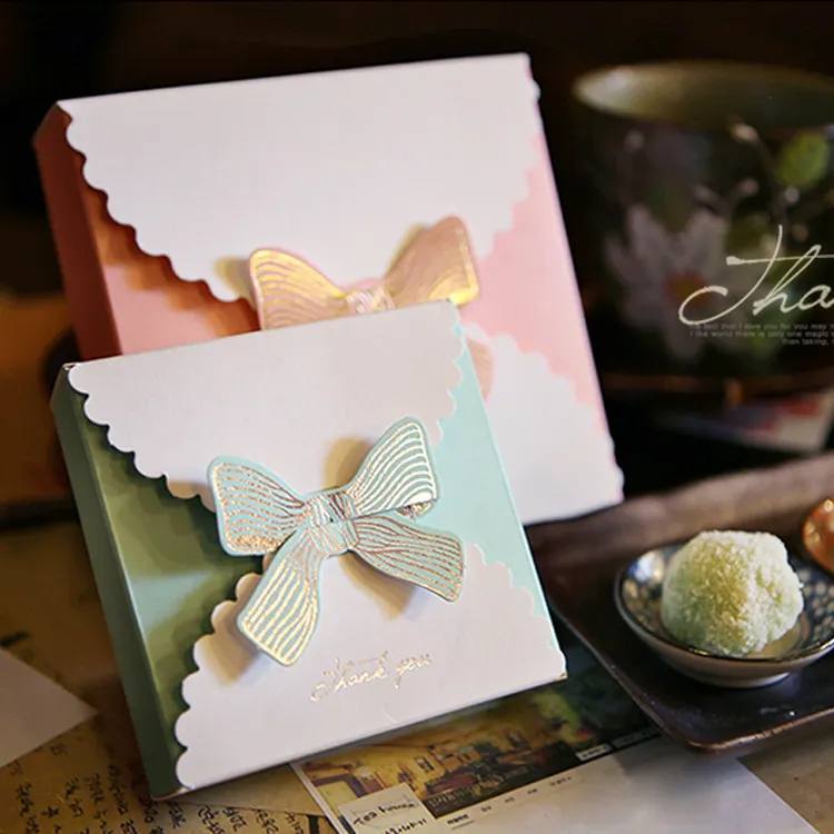 Custom_Cardboard_Packaging_Clamshell_Wedding_Box_with_Bowknot_-_Packaging_Box_and_ (2)