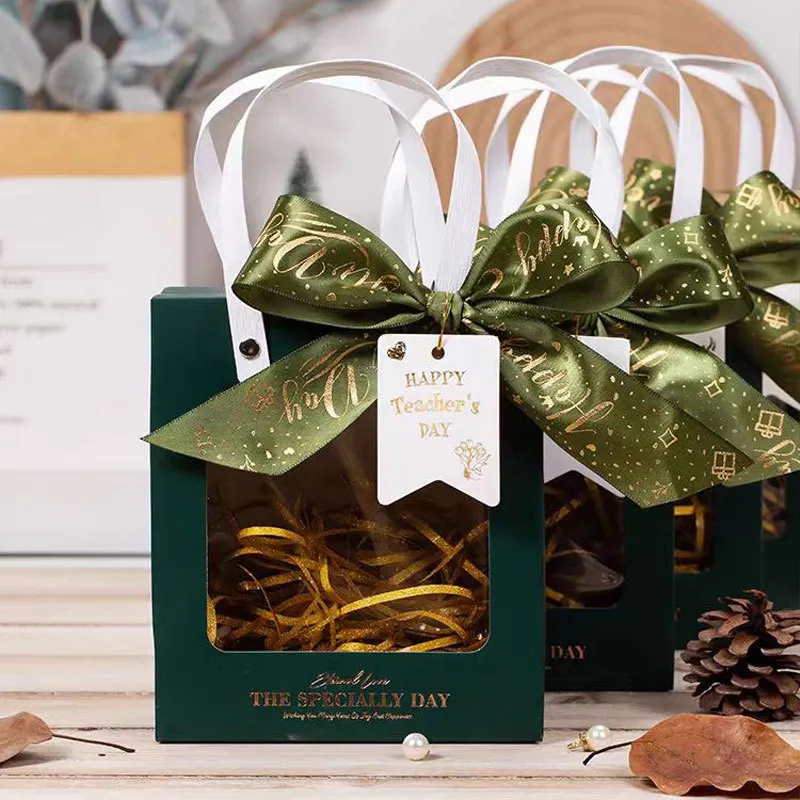 Custom_Cardboard_Printed_Packaging_Paper_Bag_Box_for_Wedding_Candy_-_Storage_Bo (3)