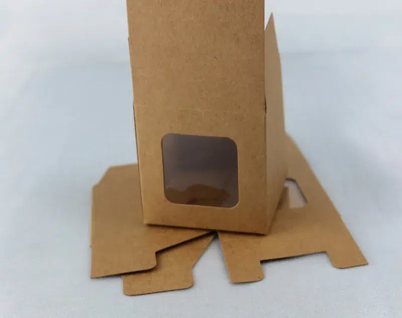Square_PVC_Window_Box_Candy_Box_-_Paper_Box_and_Cosmetics_Box_price (1)