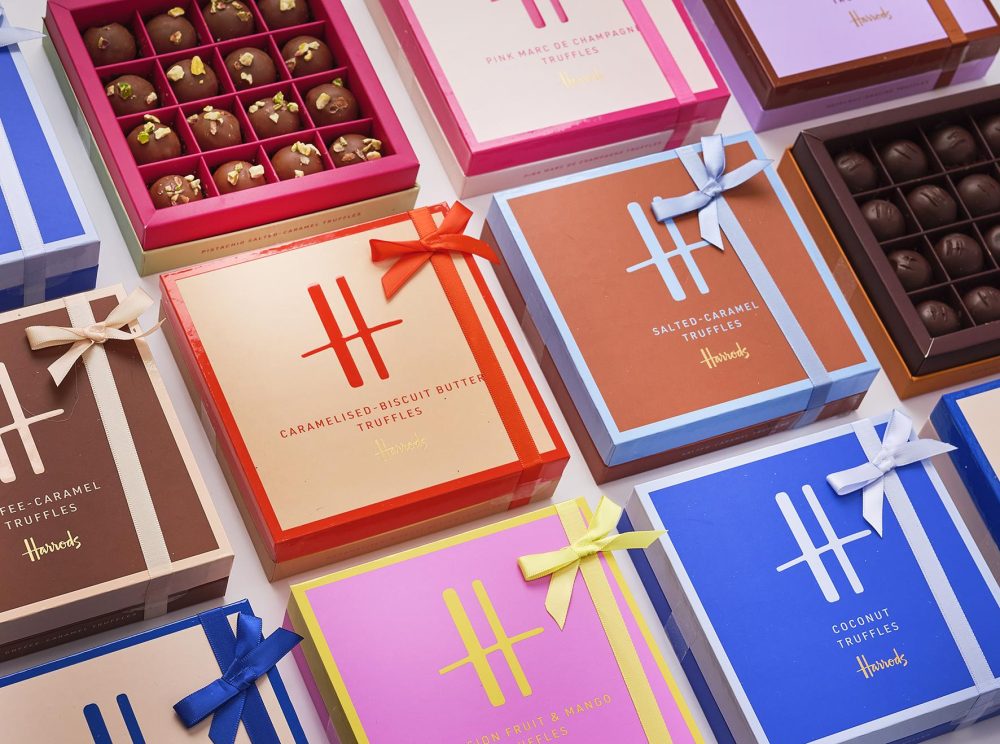 1735701336_Custom-Chocolate-Packaging-Elevate-Gifting-with-Luxurious-Boxes.jpg