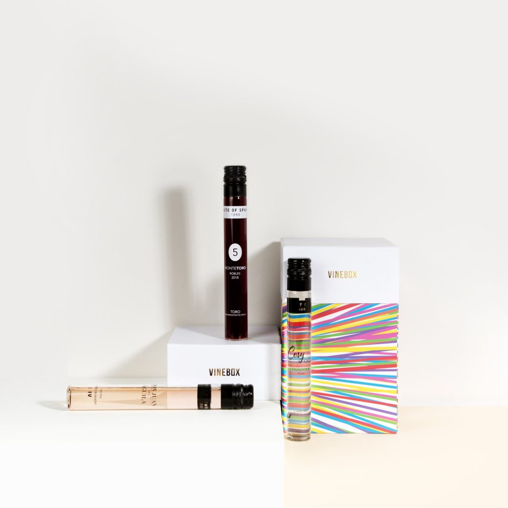 1735712856_Custom-Wine-Packaging-Celebrate-Pride-with-Vibrant-Boxes.jpg