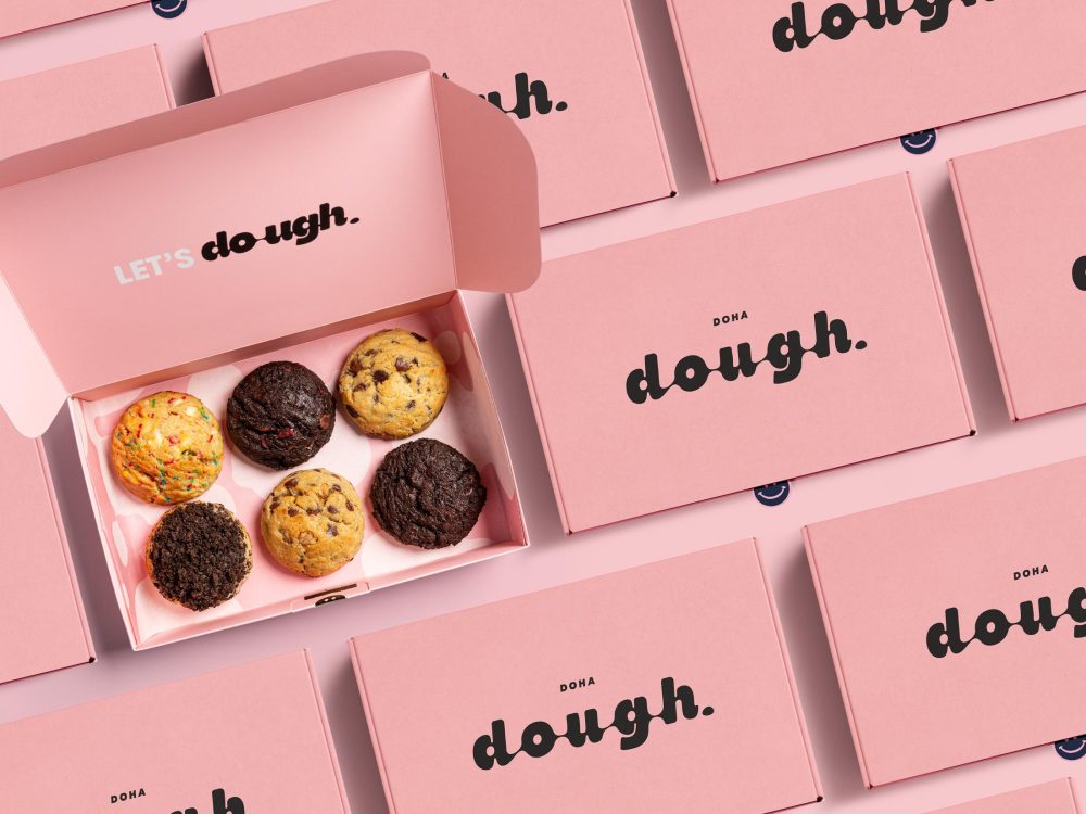 1735799255_Custom-Dough-Packaging-Elevate-Your-Gift-with-Luxurious-Boxes.jpg