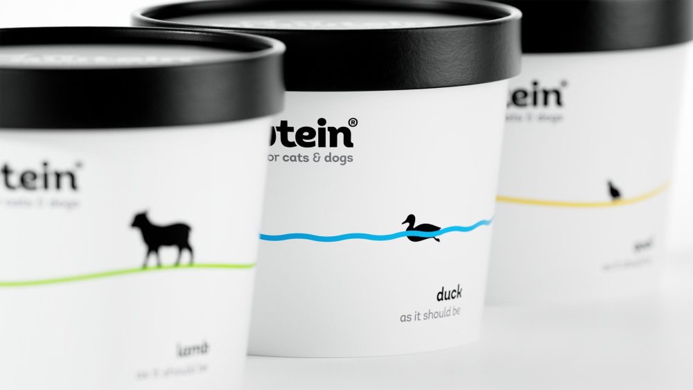 1735914013_Custom-Pet-Packaging-Elevate-Your-Brand-with-Elegant-Boxes.jpg