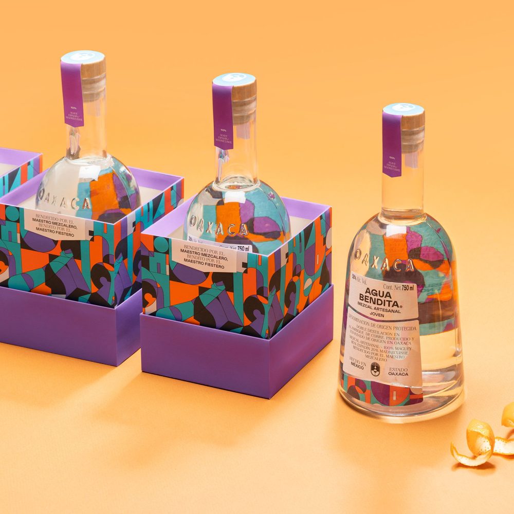 1736479969_Custom-Agua-Packaging-Elevate-Your-Brand-with-Striking-Boxes.png