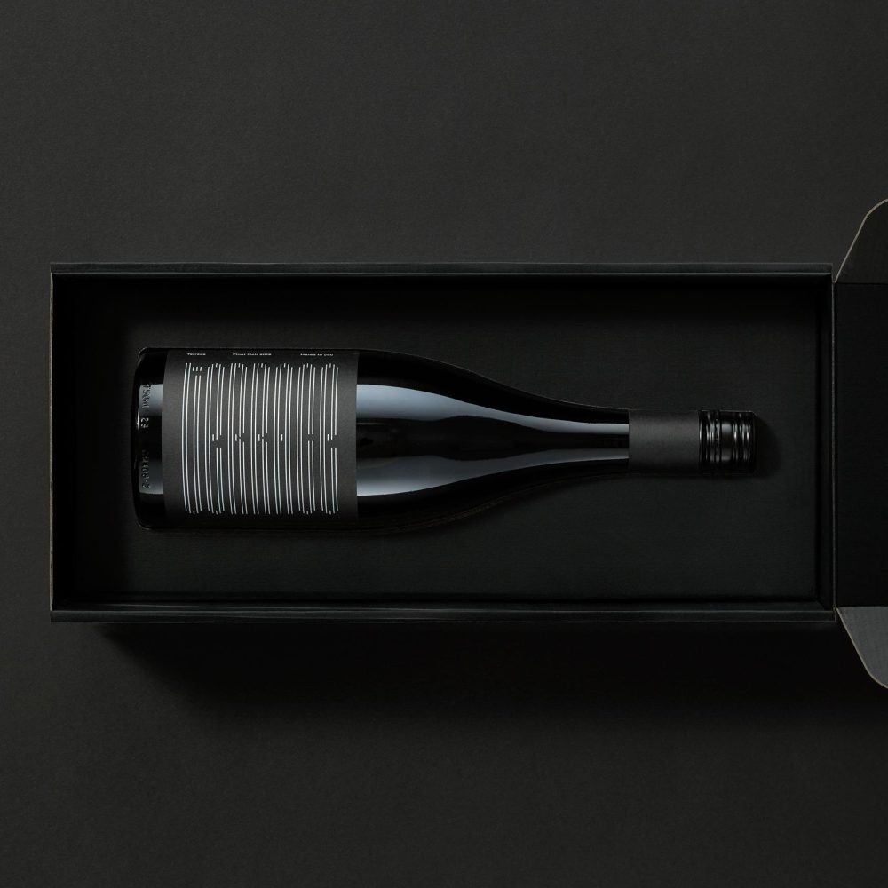 Custom-Wine-Packaging-A-Blend-of-Craft-and-Connection-in-Boxes.jpg